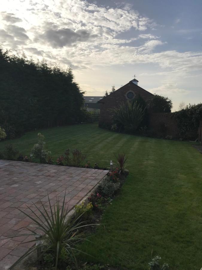 Bed and Breakfast Mickering Barn Aughton Exterior foto